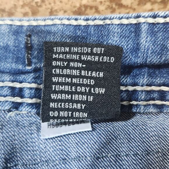 Soundgirl Women's Embellished Blue Jeans Shorts 7 Embroidered Sequin Whimsygoth - Picture 10 of 10